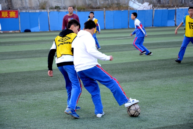 巴特勒复出热火负掘金 武切维奇40分公牛4连败