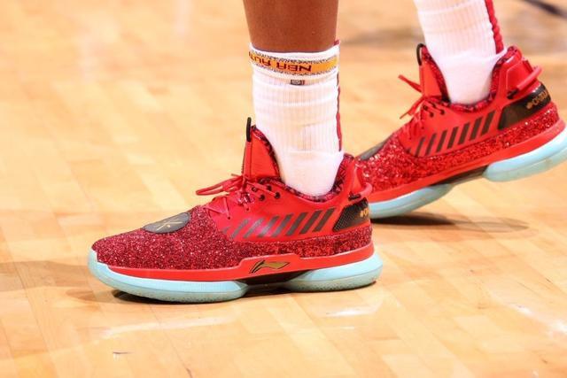 新老对决C罗PK亚马尔!"双牙"决战难逃平局魔咒