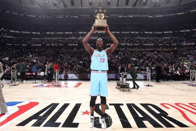 萨林杰31+15深圳2-1北控晋级八强 陈国豪30+9